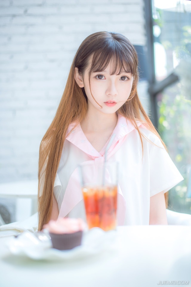 或许刘璝本事不及张任，但若论资历和战功可不比张任少，甚至论资历的话，比张任还高，但被排在张任之下，却从未有过半点怨言，这样一个人，绝对算得上忠臣了，此刻却直呼刘璋的名字，很显然，刘璝的立场此刻已经摆明了。